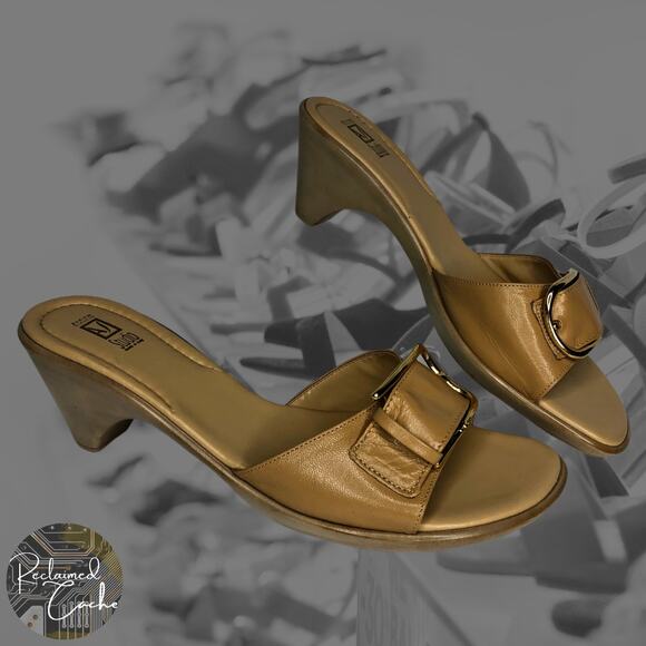 Andrew Stevens Tan Slide Sandals - Size 10 - Women - Picture 1 of 12